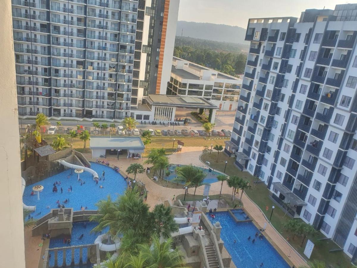Swiss Garden Residence, Studio, Sea & Pool View, High Level Unit