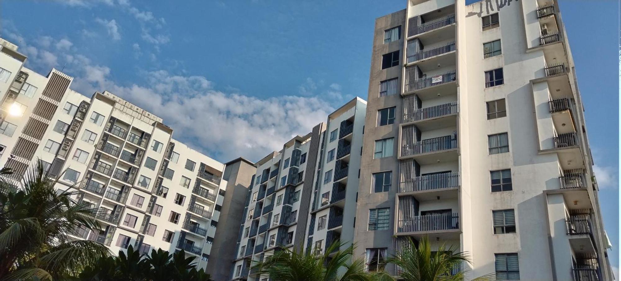 Swiss Garden Residence, Studio, Sea & Pool View, High Level Unit Kuantan