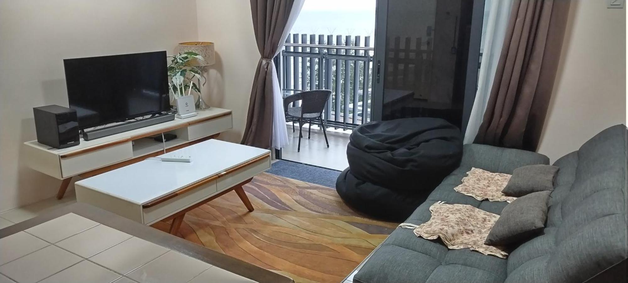 Swiss Garden Residence, Studio, Sea & Pool View, High Level Unit Kuantan